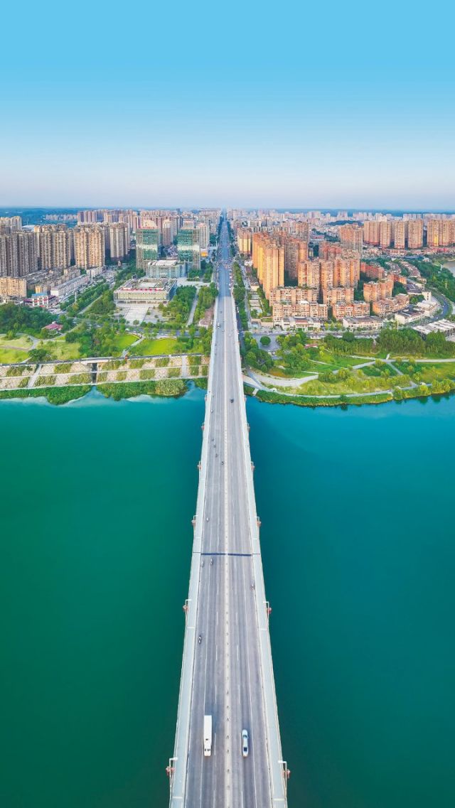 1764820048214121.jpg 东兴区城市航拍图.jpg