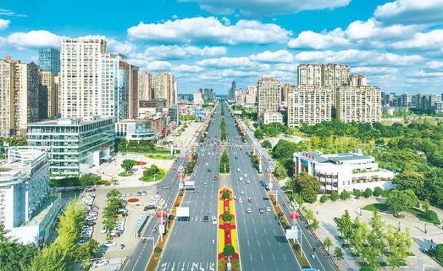 航拍仁寿县城     潘建勇摄.jpg