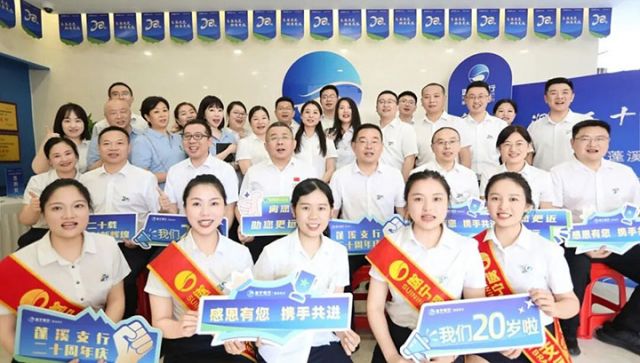 图片8.jpg