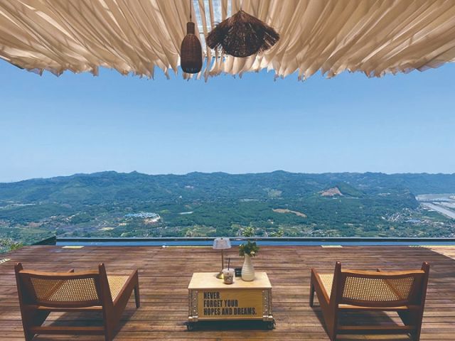 云水寨民宿的观景阳台.jpg